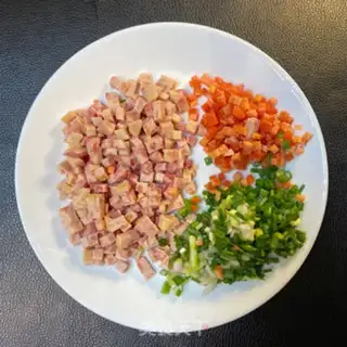 Make Breakfast egg roll step 1