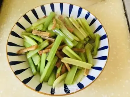 Make Tofu fried celery step 8
