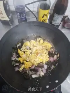 Make Onion onion egg fried wood step 5