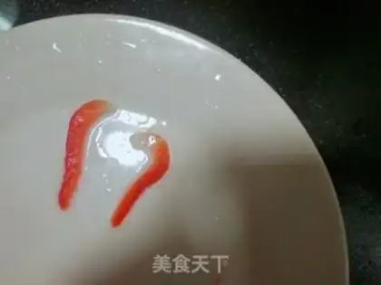Make Strawberry flamingos step 3