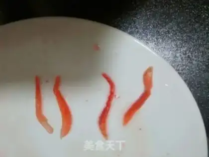 Make Strawberry flamingos step 4