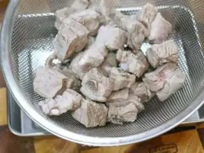 Make Sugar vinegar ribs step 1