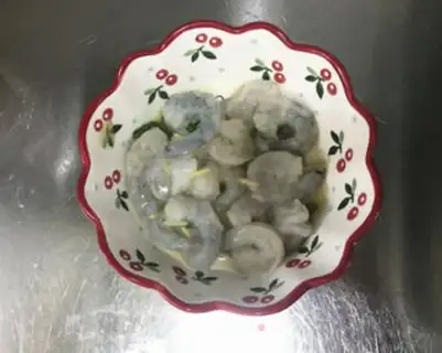 Make Dutch soy shrimp step 8