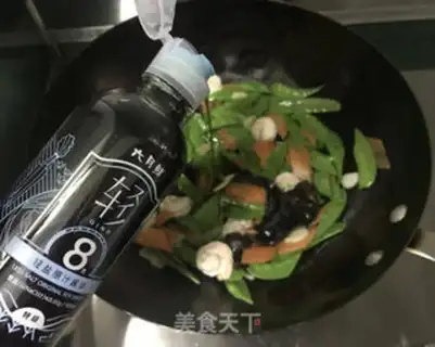 Make Dutch soy shrimp step 14