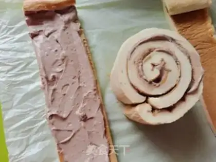 Make Pixie cream cake step 2