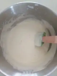 Make Strawberry hearts cake step 8