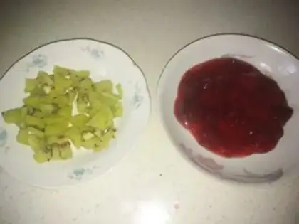 Make Strawberry hearts cake step 15