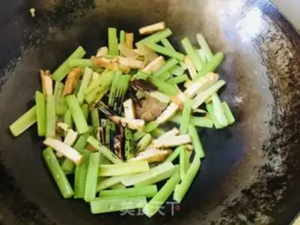 Make Celery fried tofu step 5