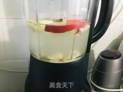 Make Little rice lily apple porridge step 1