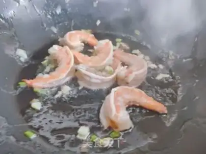 Make Abalone little potato shrimp ball step 11