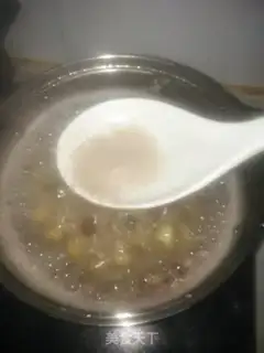 Make Potato peanut rice congee step 5