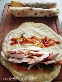 Make Old Beijing chicken roll step 26