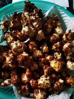 Make Chocolate popcorn step 7