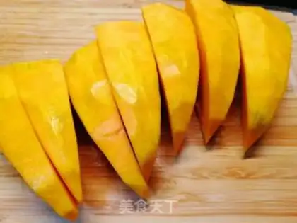 Make Red-tree limo pumpkin step 1