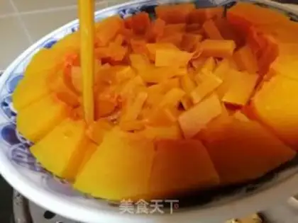 Make Red-tree limo pumpkin step 3