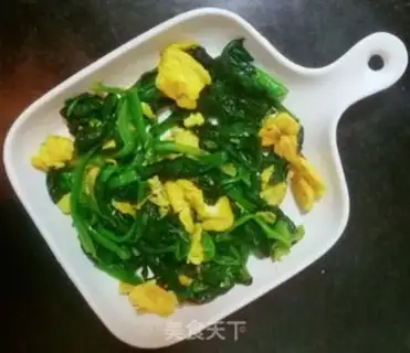 Make Spinach fried eggs step 13