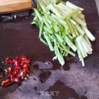 Make Celery and shrimp step 0