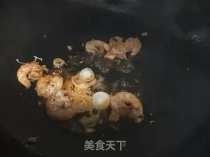 Make Shrimp fried eggs step 5