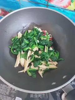 Make Scrambled spinach step 7