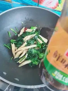 Make Scrambled spinach step 9