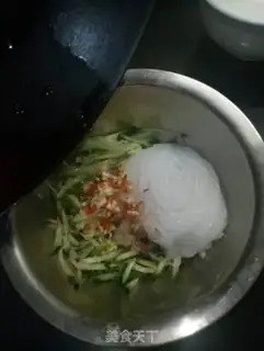 Make Oily cucumber mix fans step 3