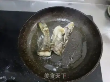 Make Tomato fish noodles step 2