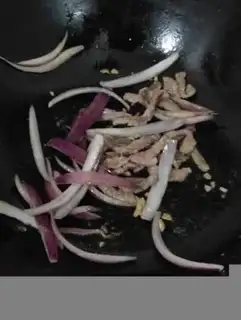 Make Spicy cabbage and sauerkraut step 4
