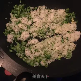 Make Little fresh egg fried rice step 4