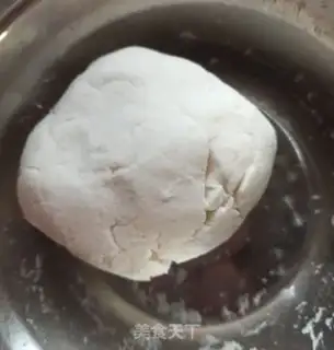 Make Cinnamon, honey, bean sandballs step 1