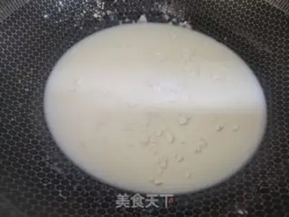 Make Cracker leather and fresh milk step 0