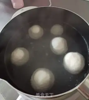 Make Cinnamon, honey, bean sandballs step 4