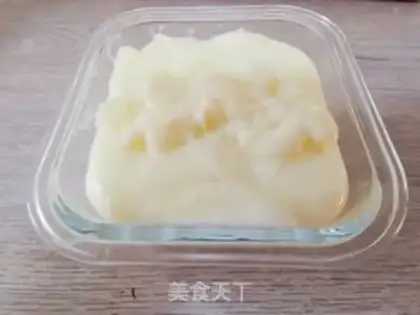 Make Cracker leather and fresh milk step 2