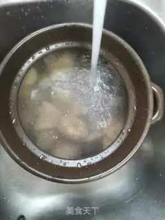 Make The chicken soup step 1