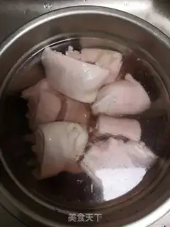 Make Liang, pig hoof soup step 0
