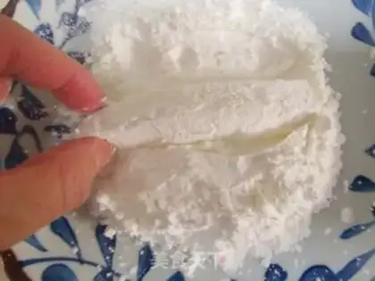 Make Cracker leather and fresh milk step 5