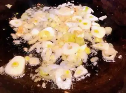 Make Pork cabbage sea urchins tofu fan soup step 4