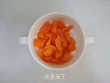 Make Carrot, three-coloured quinoa step 1