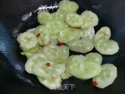 Make Weenie fried cucumber step 3