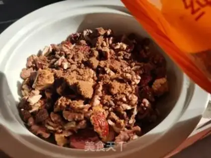 Make Red dates steaming walnuts step 6