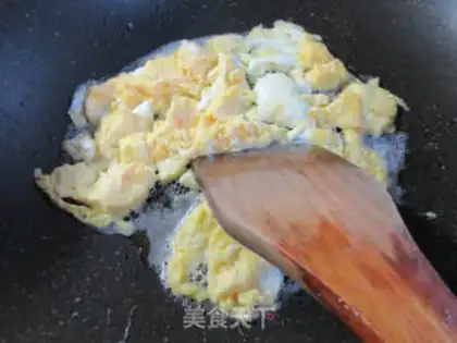 Make Eggs and soy sauce step 4