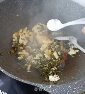 Make Eggs are fried step 8
