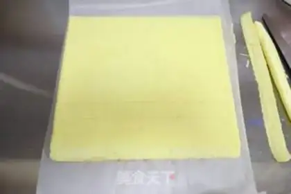 Make Cake rolls with pine mustard step 21