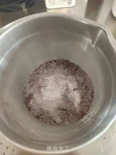 Make Chocolate stake cake rolls step 0