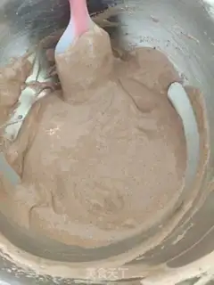 Make Chocolate stake cake rolls step 3