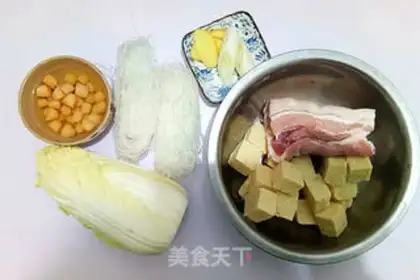 Make Cinnamon and cabbage step 0