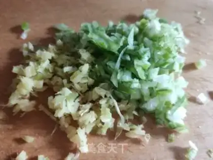 Make Pork dumplings step 5