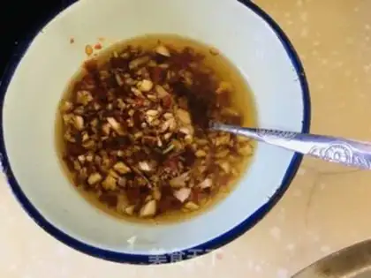 Make Garlic fan steams step 1