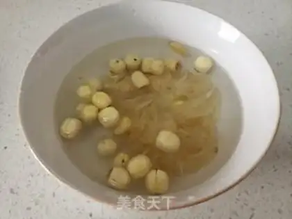 Make Lily rice congee step 1
