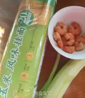 Make cucumber shrimp corn noodles step 0