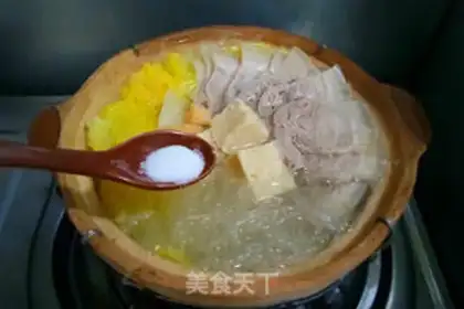 Make Cinnamon and cabbage step 8